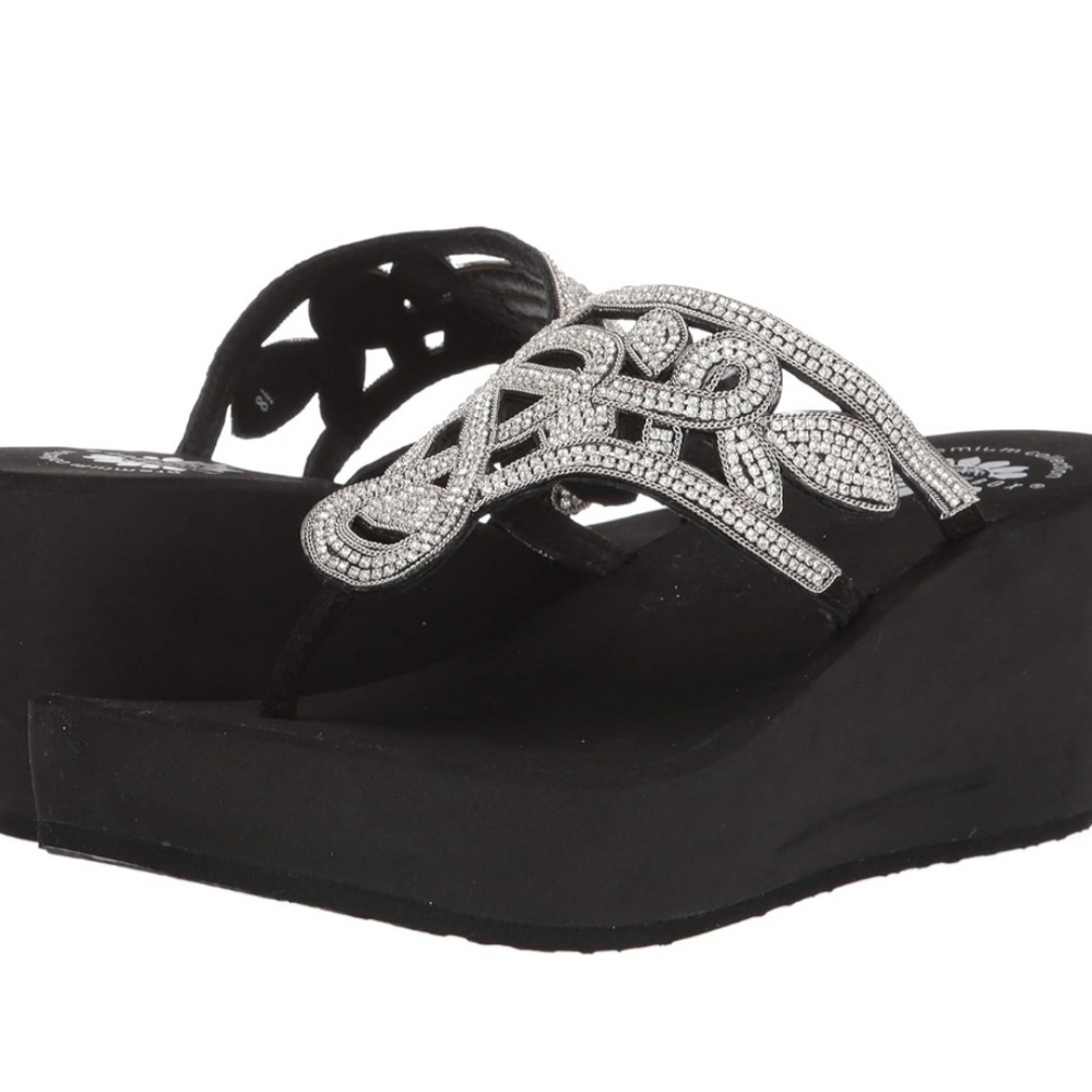 YellowBox Vanessa Clear Wedge - Picture 5 of 10